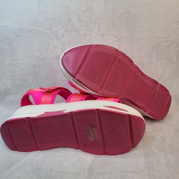 Fuchsia Summer Sneakers Harness Sandals Sizes 7.5 & 9 - Picture 6 of 7